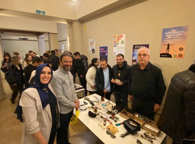 AZ GÖRME ARAÇLARI SERGİSİ